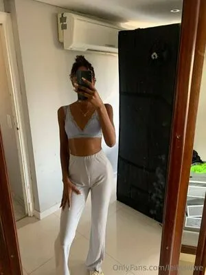 Leilaswe OnlyFans Leaked Free Thumbnail Picture - #9BVkn4AK2Z