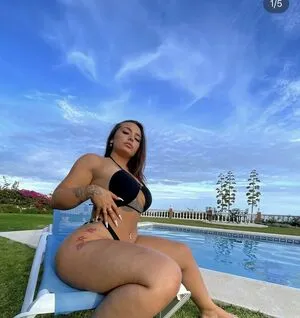 Lele Dev OnlyFans Leaked Free Thumbnail Picture - #4F4RAUmAk3