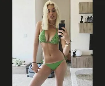 Lele Pons OnlyFans Leaked Free Thumbnail Picture - #5T5bk37Wda