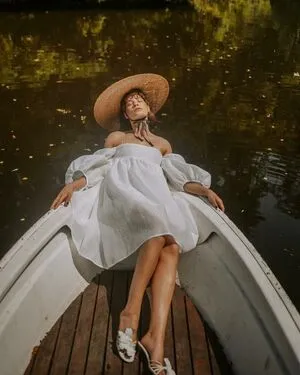 Leleberlin OnlyFans Leaked Free Thumbnail Picture - #4Rug3ZPlS9