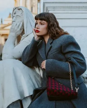 Leleberlin OnlyFans Leaked Free Thumbnail Picture - #4mIVnKKWIZ