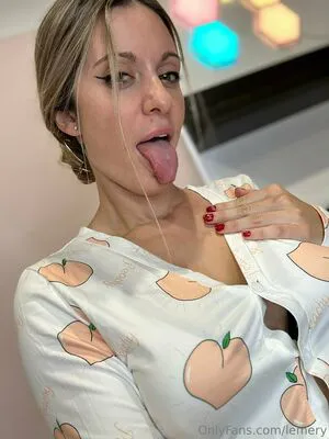 Lemery OnlyFans Leaked Free Thumbnail Picture - #4FSNjWljii