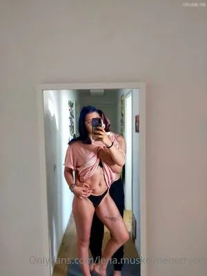 Lena Muskelmenschlein OnlyFans Leaked Free Thumbnail Picture - #VpYzkj2Ky1
