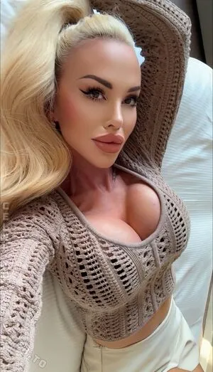 Lena R OnlyFans Leaked Free Thumbnail Picture - #hm0N77q2GA