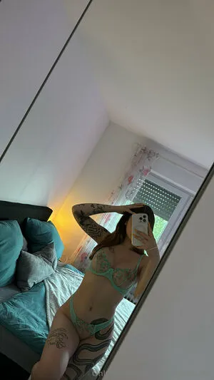 Lena Sophieoffi2 OnlyFans Leaked Free Thumbnail Picture - #7NaudqsdwL