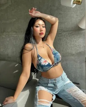 Lena Yewon OnlyFans Leaked Free Thumbnail Picture - #Up023fHy13