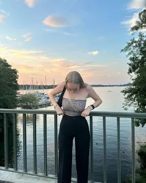 Lenaa Hdl OnlyFans Leaked Free Thumbnail Picture - #iB6OLJuwMf
