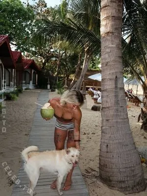 Lenaajoy OnlyFans Leaked Free Thumbnail Picture - #5v9CLfAI4k