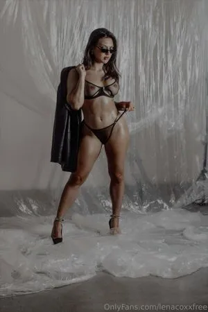 Lenacoxxfree OnlyFans Leaked Free Thumbnail Picture - #uAVwcN9uim