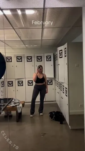 Lenadenisee OnlyFans Leaked Free Thumbnail Picture - #0MImPQCuma