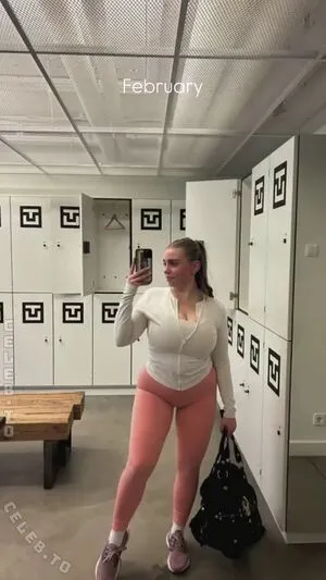 Lenadenisee OnlyFans Leaked Free Thumbnail Picture - #oW7DVscoxx