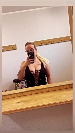 Lenakpl23 OnlyFans Leaked Free Thumbnail Picture - #BPyp6gdoyB