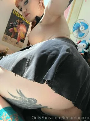 Lenamoonxo OnlyFans Leaked Free Thumbnail Picture - #k6VNa9foKC