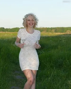 Leni Bahr OnlyFans Leaked Free Thumbnail Picture - #9HsBWN0UhF