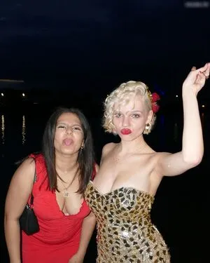 Leni Bahr OnlyFans Leaked Free Thumbnail Picture - #SF8hjl4Pj5