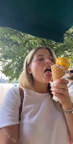 Leni Pieckenhagen OnlyFans Leaked Free Thumbnail Picture - #GAXWh1XYLy