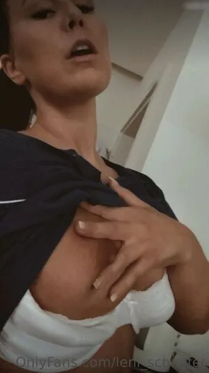 Leni Schfer OnlyFans Leaked Free Thumbnail Picture - #7mK1KusXOK