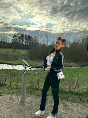 Leniyoung Official OnlyFans Leaked Free Thumbnail Picture - #wU2xhswEVx
