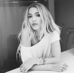 Lennon Stella OnlyFans Leaked Free Thumbnail Picture - #kBKLvmb1XT