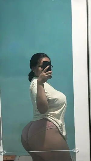 Leogurlll23 OnlyFans Leaked Free Thumbnail Picture - #dETR2FPlKd