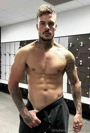 Leomaze OnlyFans Leaked Free Thumbnail Picture - #0MWWtMi0z7