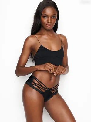Leomie Anderson OnlyFans Leaked Free Thumbnail Picture - #92bIAuxACB