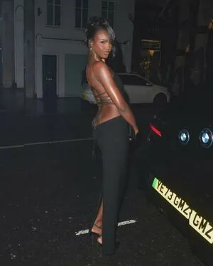 Leomie Anderson OnlyFans Leaked Free Thumbnail Picture - #MdgQZnAhDw