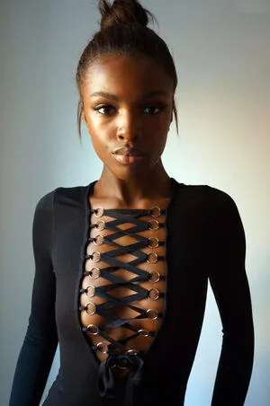 Leomie Anderson OnlyFans Leaked Free Thumbnail Picture - #bhSaD1G2Kz