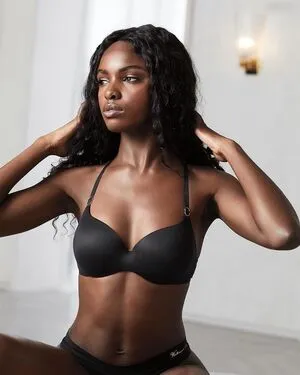 Leomie Anderson OnlyFans Leaked Free Thumbnail Picture - #mP7I5mjOam