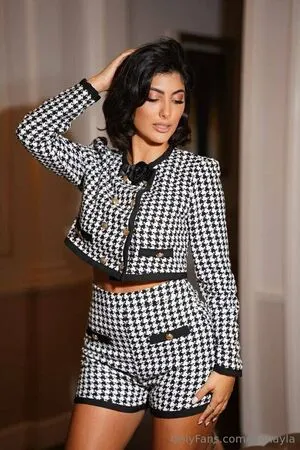 Leonayla OnlyFans Leaked Free Thumbnail Picture - #ASWr7Typyf