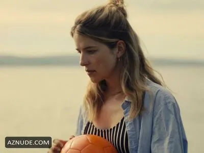 Leonie Brill OnlyFans Leaked Free Thumbnail Picture - #zkeeFdNNXh