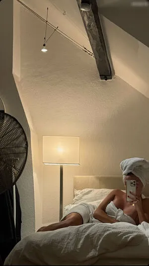 Leonie Brrr OnlyFans Leaked Free Thumbnail Picture - #ErYHaapdl7