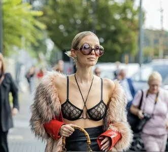 Leonie Hanne OnlyFans Leaked Free Thumbnail Picture - #5MBdvXF7Ji