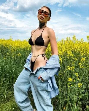Leonie Jeen OnlyFans Leaked Free Thumbnail Picture - #1rdeEjjUG0