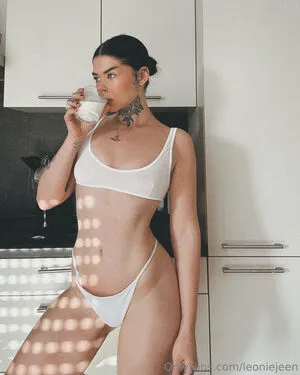 Leonie Jeen OnlyFans Leaked Free Thumbnail Picture - #YMQACs3ueS