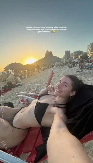 Leonie Kommoss OnlyFans Leaked Free Thumbnail Picture - #ExAfItPKU4