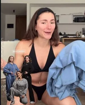 Leonie Kommoss OnlyFans Leaked Free Thumbnail Picture - #f2JFksAibQ