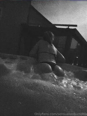 Leonie M OnlyFans Leaked Free Thumbnail Picture - #YXiTZcxsIe