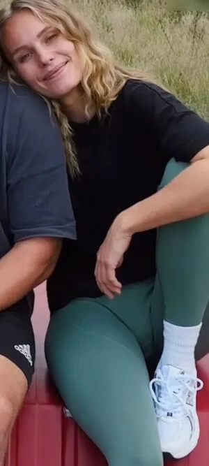 Leonie Massman OnlyFans Leaked Free Thumbnail Picture - #GDIE7Y6k4r