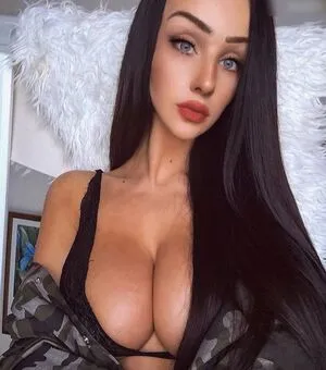 Leonie Schnbck OnlyFans Leaked Free Thumbnail Picture - #uSyelWhcyp