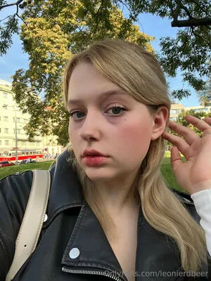 Leonierdbeer OnlyFans Leaked Free Thumbnail Picture - #ESq3PbI6b7