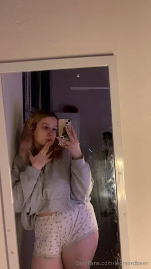 Leonierdbeer OnlyFans Leaked Free Thumbnail Picture - #U5WIWH2hmL