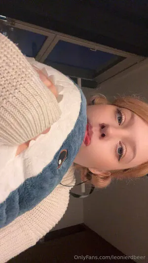 Leonierdbeer OnlyFans Leaked Free Thumbnail Picture - #YepyztSj3f