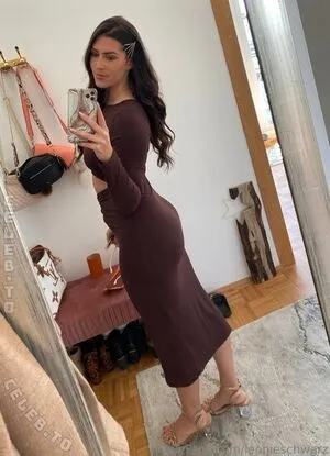 Leonieschwarz OnlyFans Leaked Free Thumbnail Picture - #kdY77q4mLT