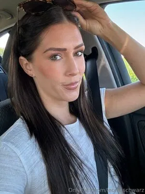 Leonieschwarz OnlyFans Leaked Free Thumbnail Picture - #zPCvbf5QVj
