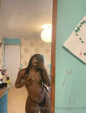 Leonorbr29 OnlyFans Leaked Free Thumbnail Picture - #3ChXJELBu3