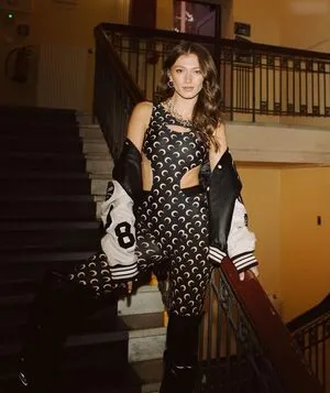 Leony Burger OnlyFans Leaked Free Thumbnail Picture - #4OOarykLbk