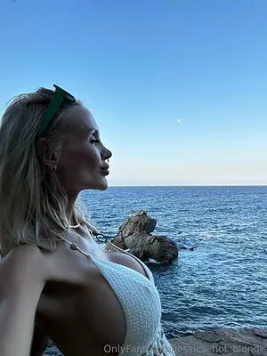 Leramorri OnlyFans Leaked Free Thumbnail Picture - #9HErfMWiQO