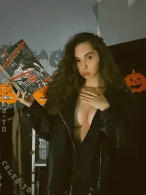 Leratlerat OnlyFans Leaked Free Thumbnail Picture - #P45n2pCsl9