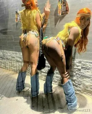 Lesbehonest123 OnlyFans Leaked Free Thumbnail Picture - #0Z3Ls6FjZ5
